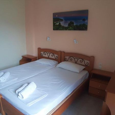 Aivaliotis House Hotel Skiathos Town Exterior photo