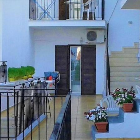 Aivaliotis House Hotel Skiathos Town Exterior photo