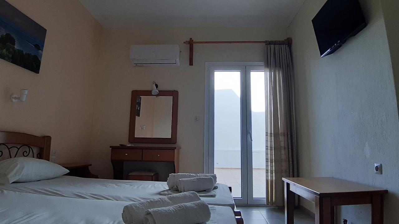 Aivaliotis House Hotel Skiathos Town Exterior photo