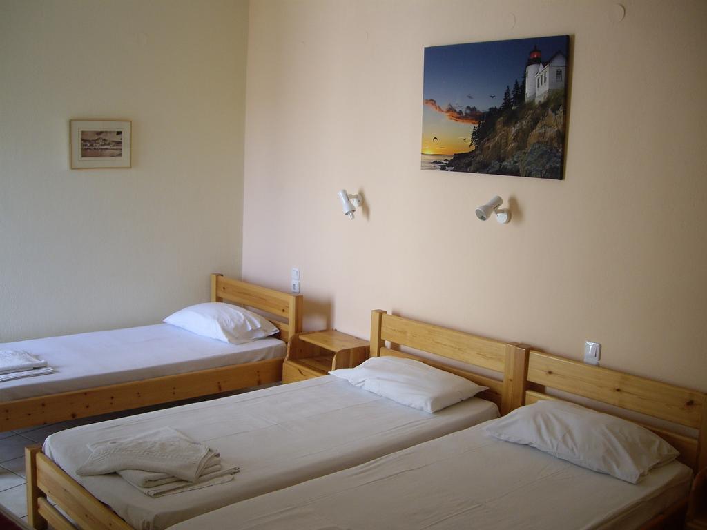 Aivaliotis House Hotel Skiathos Town Exterior photo