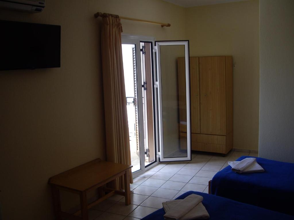 Aivaliotis House Hotel Skiathos Town Exterior photo
